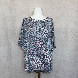 Dear Scarlett Oversized Chic Leopard Print Blouse - Gray and Pink